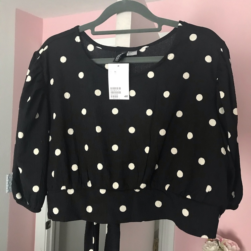 H&M Cropped Polka Dot Blouse puff sleeves